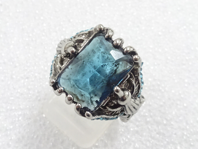 JAPANESE KIMONO / ANTIQUE COLORED STONE RING (SIZE 16.5)